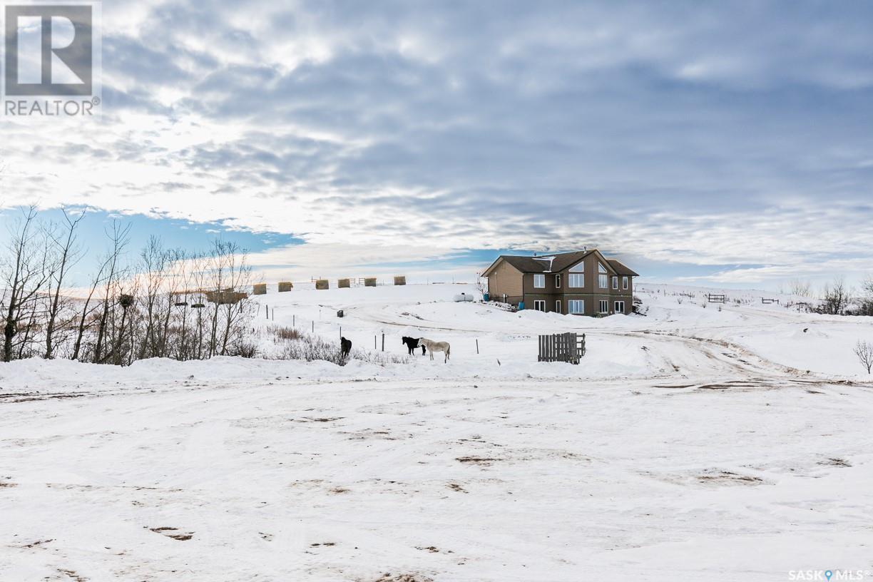 












Wiens acreage/farmland

,
Eye Hill Rm No. 382,







Saskatchewan
S0L2C0

