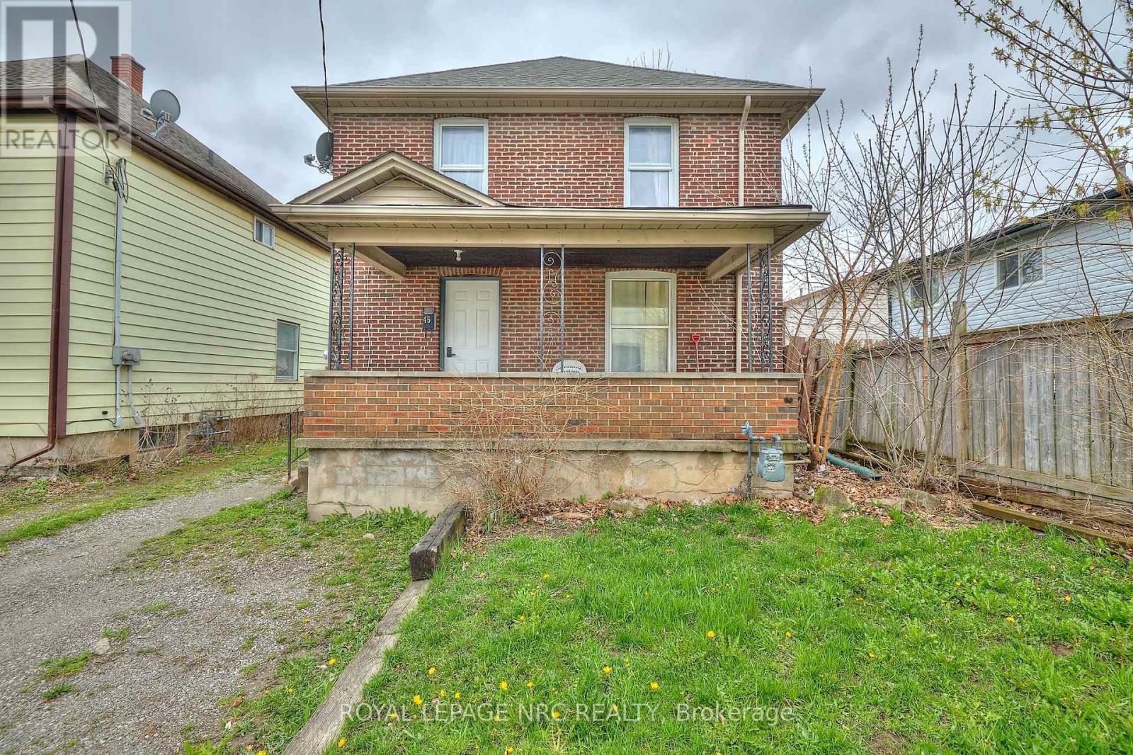 












45 PINE STREET N

,
Thorold (Thorold Downtown),




Ontario
L2V2P1

