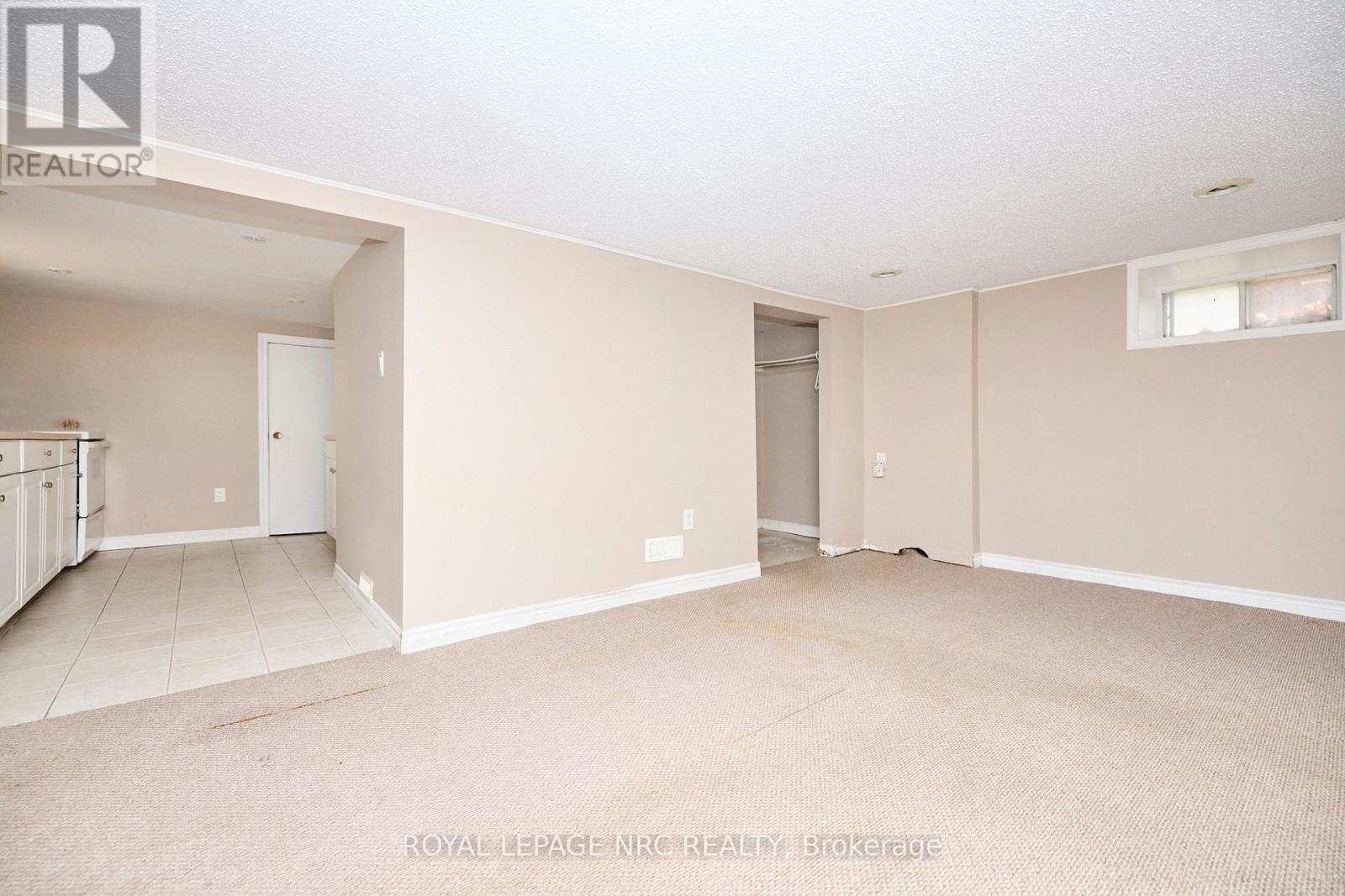 












45 PINE STREET N

,
Thorold (Thorold Downtown),




Ontario
L2V2P1

