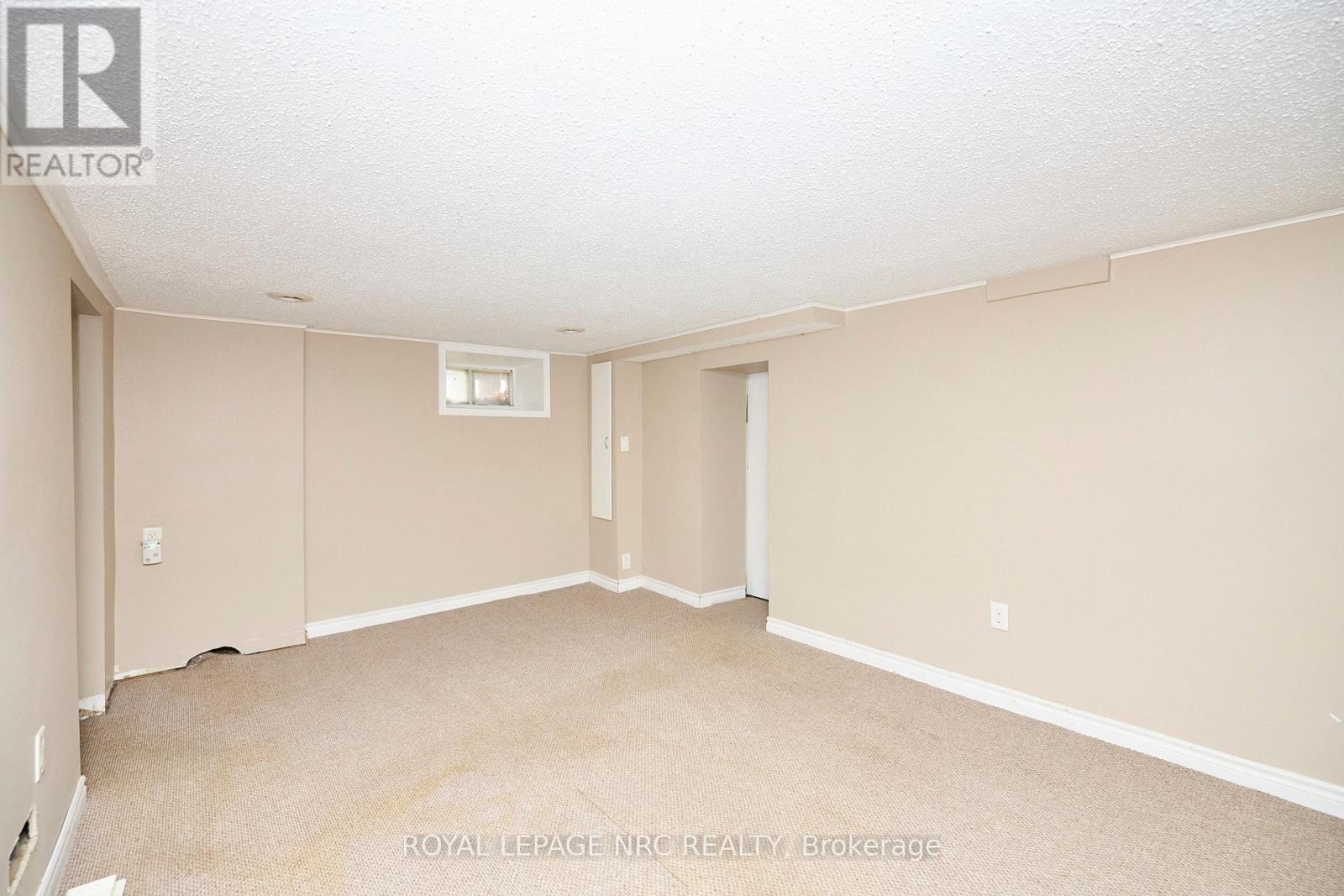 












45 PINE STREET N

,
Thorold (Thorold Downtown),




Ontario
L2V2P1

