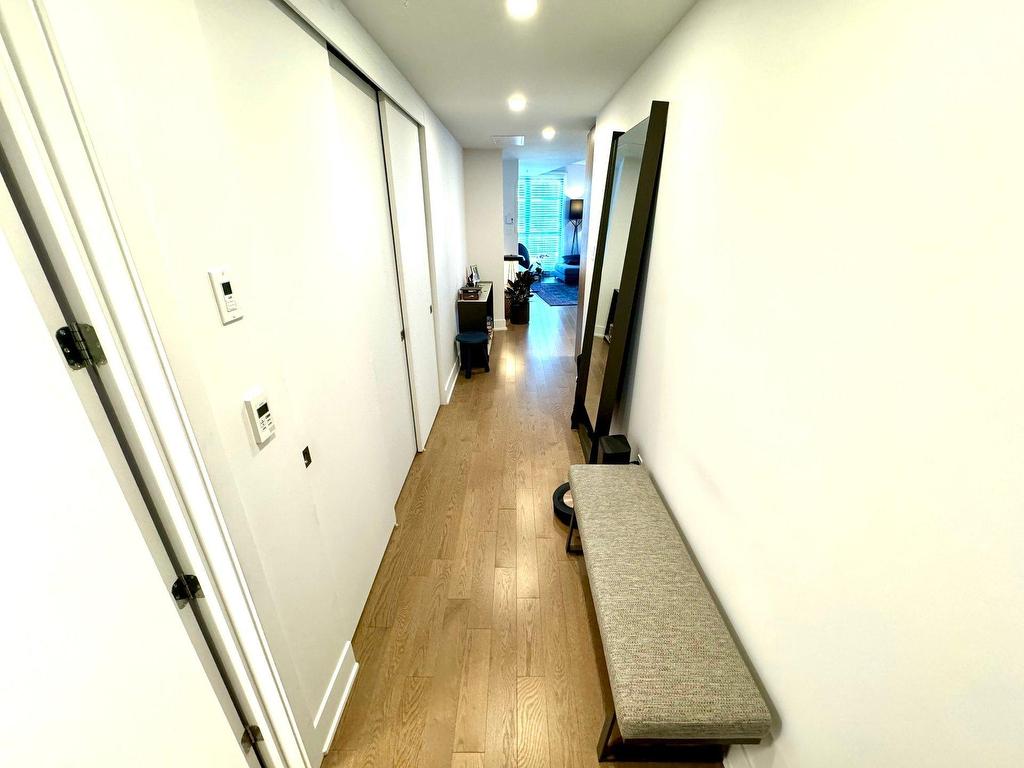 









1320


Rue Olier

, 802,
Montréal (Le Sud-Ouest),




QC
H3C0Y8

