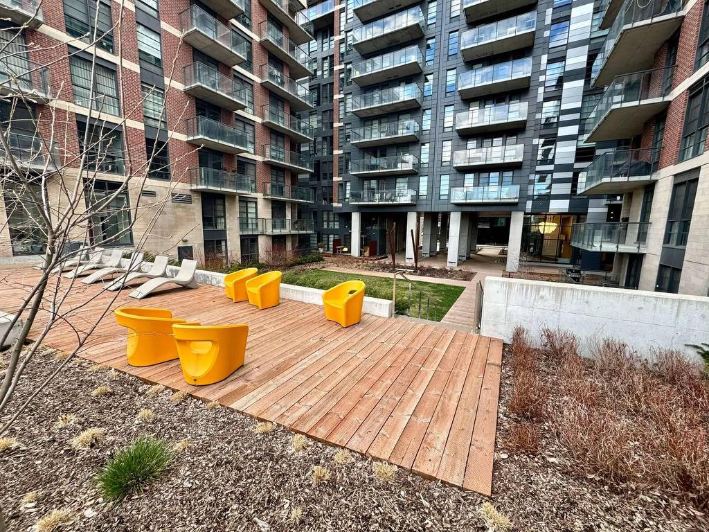 









1320


Rue Olier

, 802,
Montréal (Le Sud-Ouest),




QC
H3C0Y8

