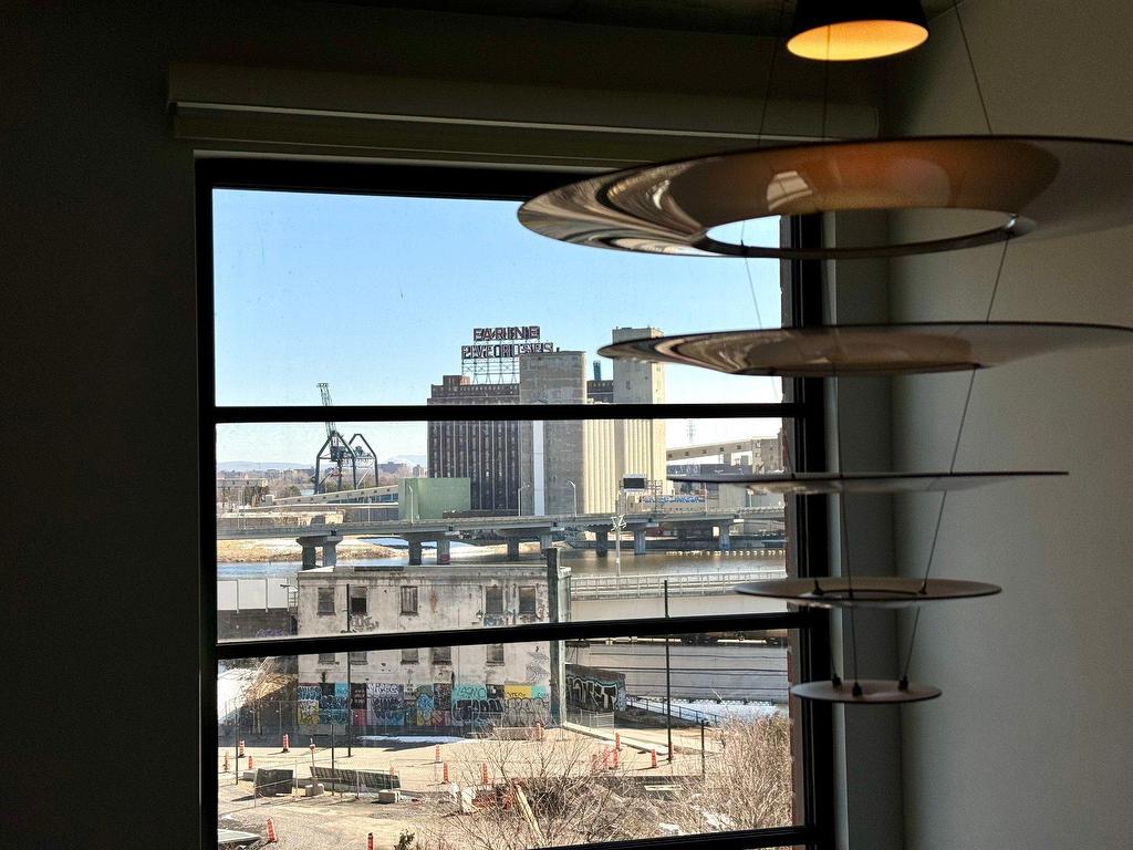 









1320


Rue Olier

, 802,
Montréal (Le Sud-Ouest),




QC
H3C0Y8

