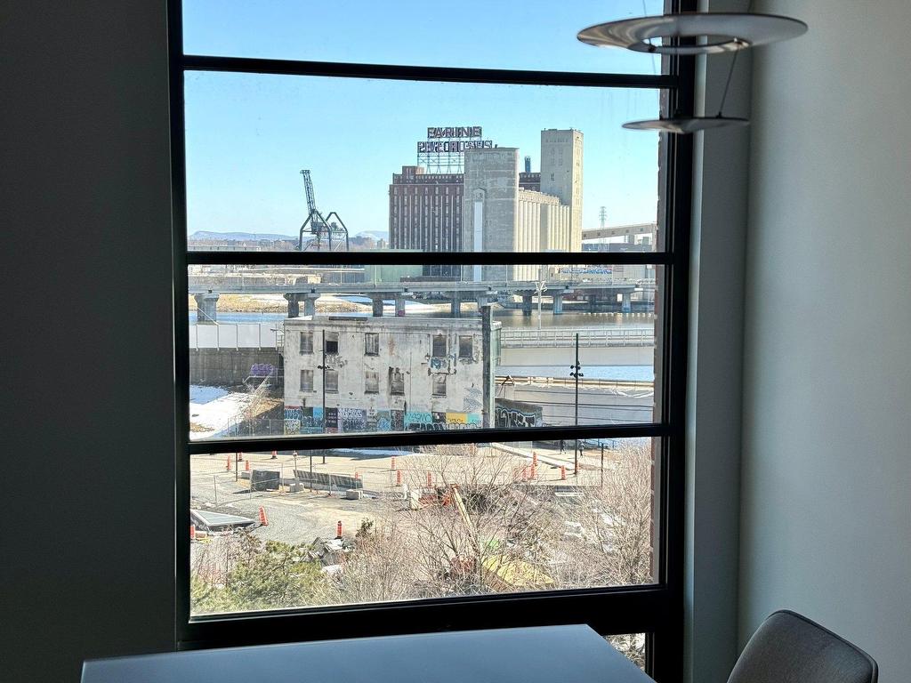 









1320


Rue Olier

, 802,
Montréal (Le Sud-Ouest),




QC
H3C0Y8

