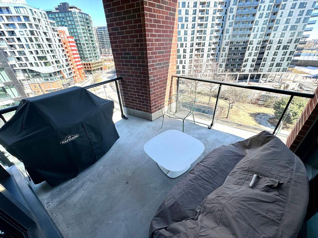 









1320


Rue Olier

, 802,
Montréal (Le Sud-Ouest),




QC
H3C0Y8

