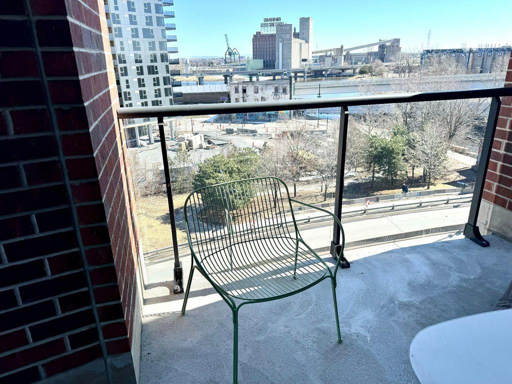 









1320


Rue Olier

, 802,
Montréal (Le Sud-Ouest),




QC
H3C0Y8

