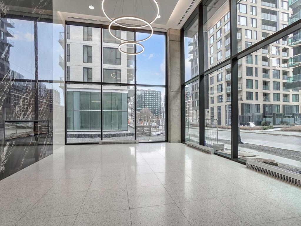 









1485


Rue des Bassins

, 821,
Montréal (Le Sud-Ouest),




QC
H3C1B7


