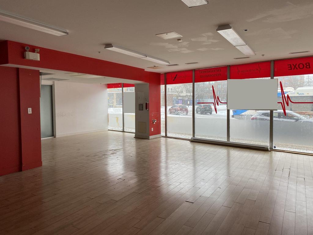 









7345


Boul. St-Laurent

, RDC,
Montréal (Villeray/Saint-Michel/Parc-Extension),




QC
H2R1W6

