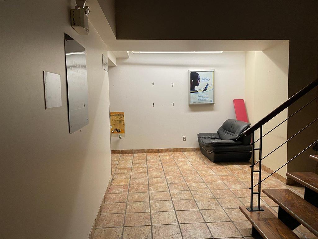 









7345


Boul. St-Laurent

, RDC,
Montréal (Villeray/Saint-Michel/Parc-Extension),




QC
H2R1W6

