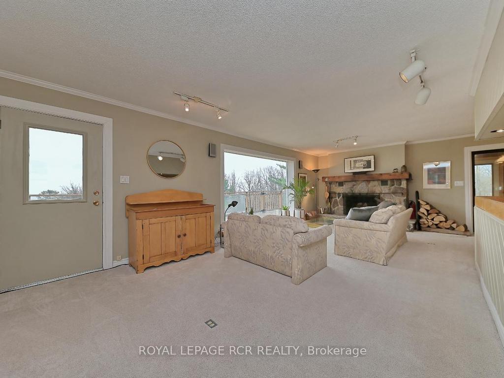 









838742


4th

Line East,
Mulmur,




ON
L9V 0J7


