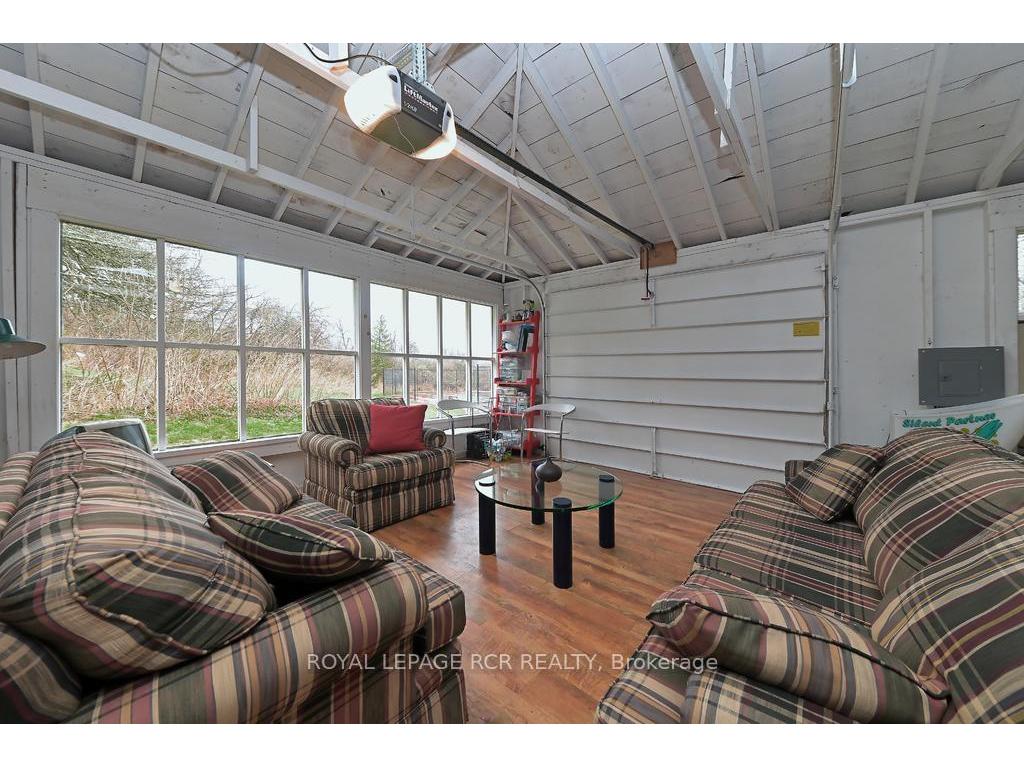 









838742


4th

Line East,
Mulmur,




ON
L9V 0J7

