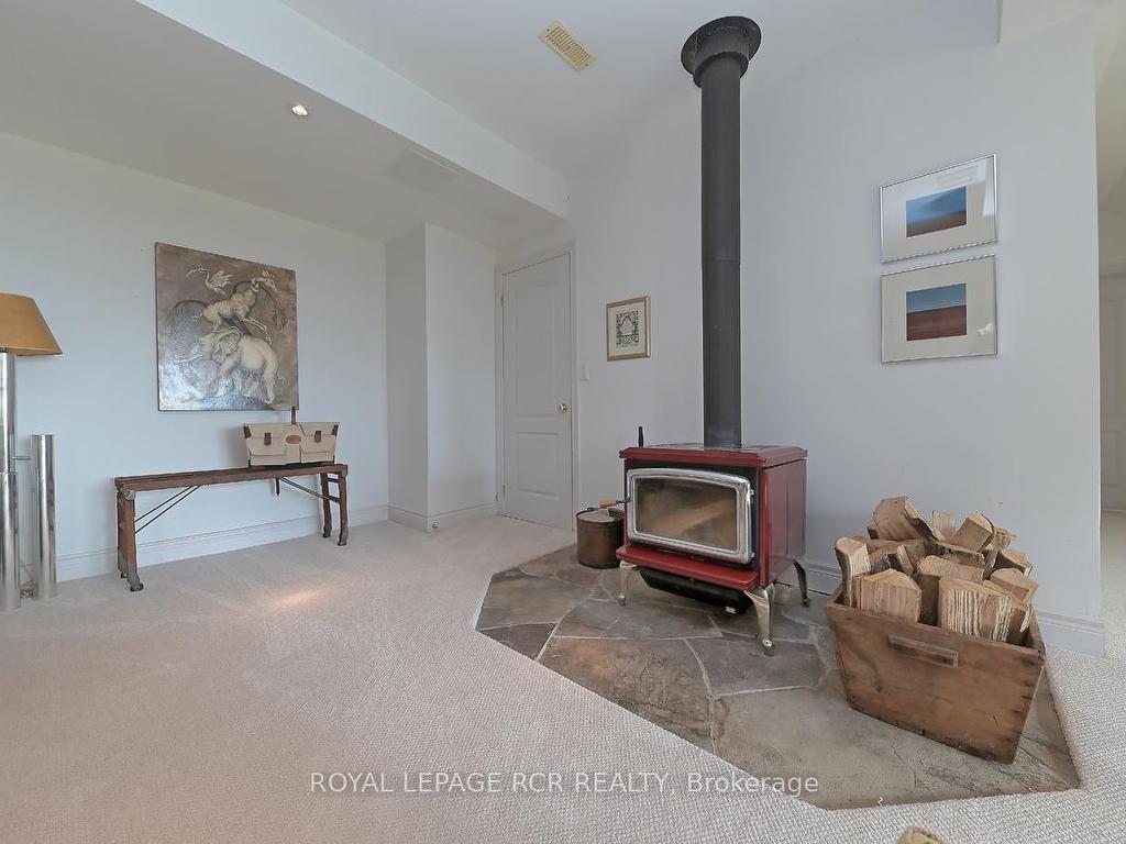









838742


4th

Line East,
Mulmur,




ON
L9V 0J7

