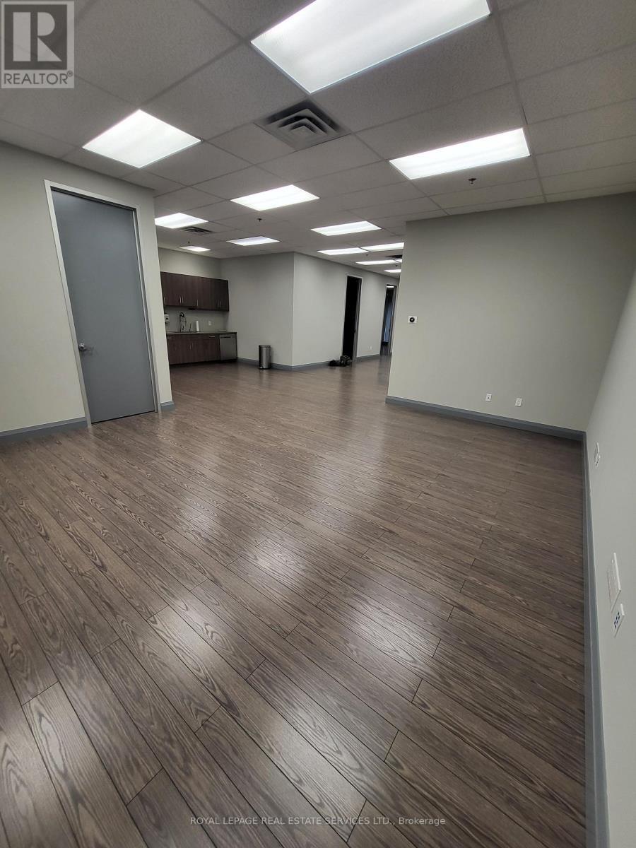 












10 - 80 GALAXY BOULEVARD

,
Toronto,




Ontario
M9W4Y8

