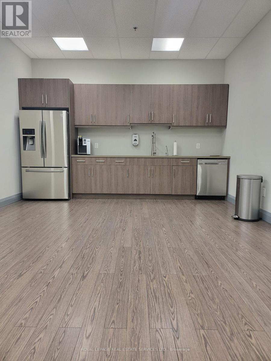 












10 - 80 GALAXY BOULEVARD

,
Toronto,




Ontario
M9W4Y8

