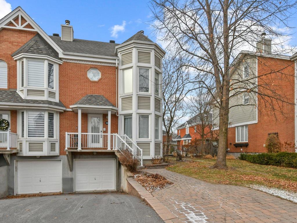 









862


Av. d'Isère

,
Saint-Lambert,




QC
J4S1Z1

