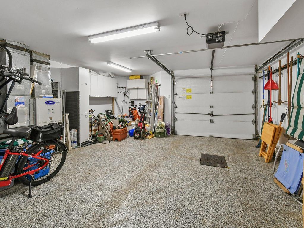 









862


Av. d'Isère

,
Saint-Lambert,




QC
J4S1Z1


