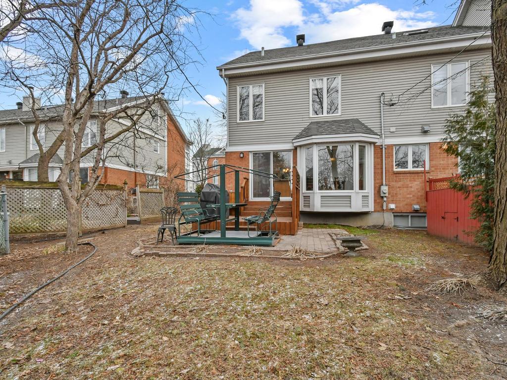 









862


Av. d'Isère

,
Saint-Lambert,




QC
J4S1Z1

