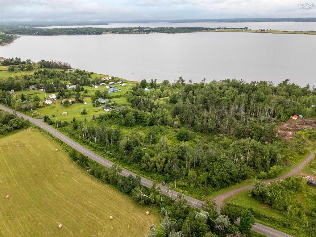 












825 Brule Shore Road

,
Brule Shore,







NS
B0K 1V0

