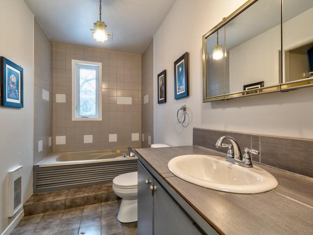









1190


Rue des Bouleaux

,
Contrecoeur,




QC
J0L1C0

