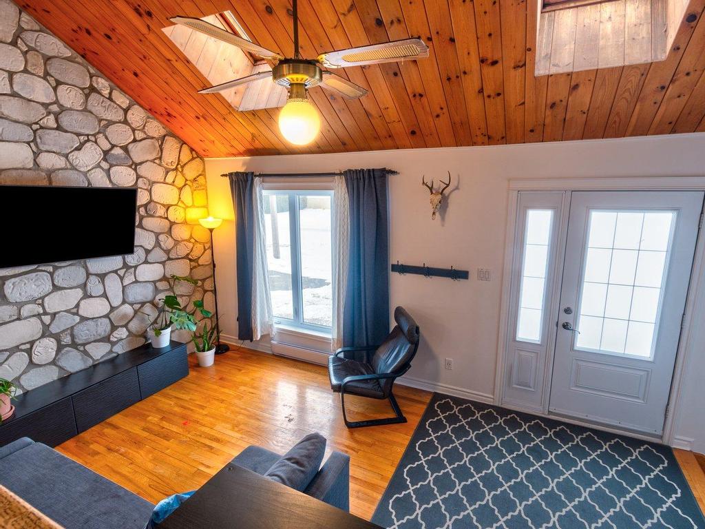 









1190


Rue des Bouleaux

,
Contrecoeur,




QC
J0L1C0

