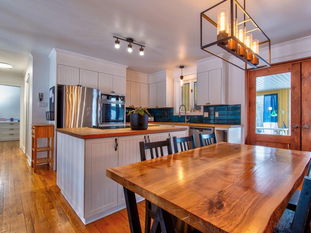









1190


Rue des Bouleaux

,
Contrecoeur,




QC
J0L1C0

