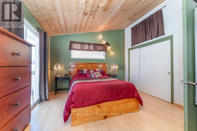 












1524 HEKKLA ROAD

,
Muskoka Lakes (Cardwell),




Ontario
P0C1J0

