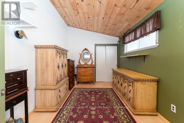 












1524 HEKKLA ROAD

,
Muskoka Lakes (Cardwell),




Ontario
P0C1J0

