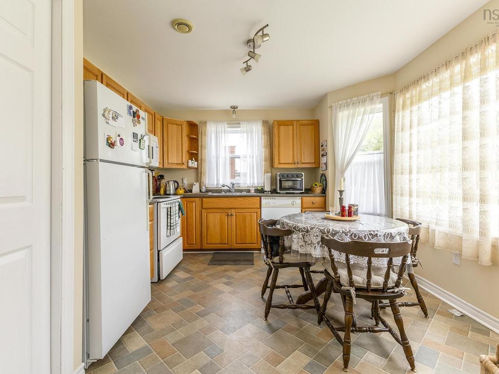 












494 Pictou Road

,
Valley,




NS
B2N 2V1

