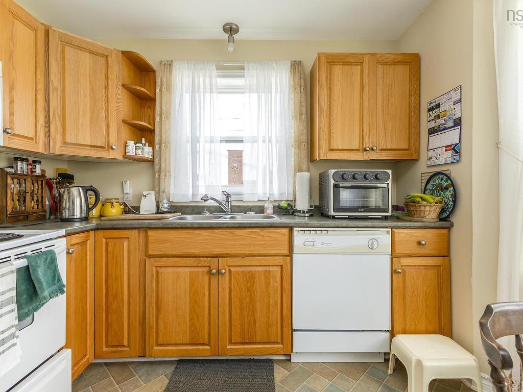 












494 Pictou Road

,
Valley,




NS
B2N 2V1

