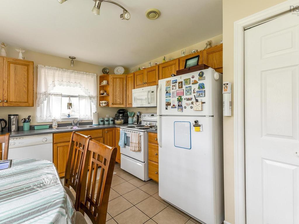 












494 Pictou Road

,
Valley,




NS
B2N 2V1

