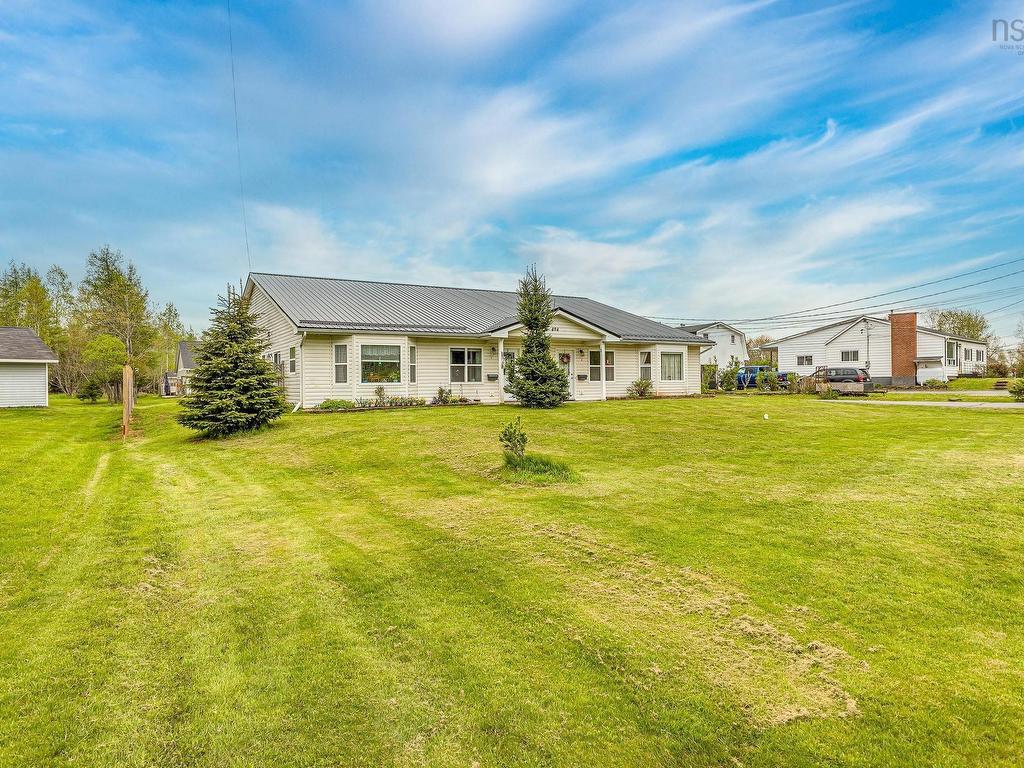 












494 Pictou Road

,
Valley,




NS
B2N 2V1

