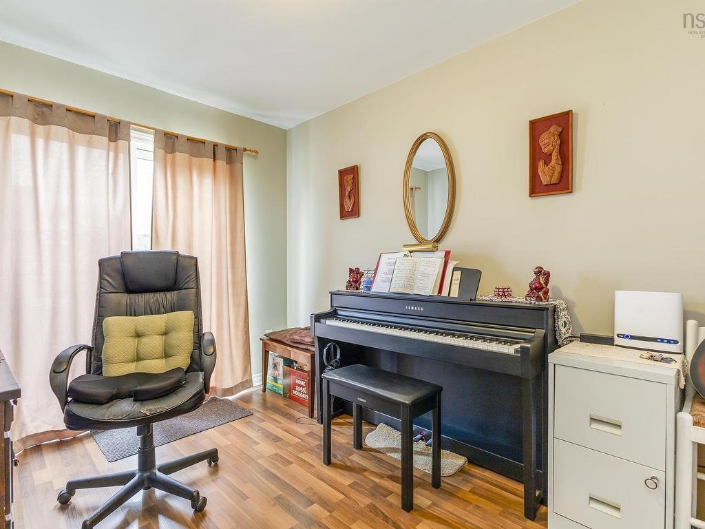 












494 Pictou Road

,
Valley,




NS
B2N 2V1

