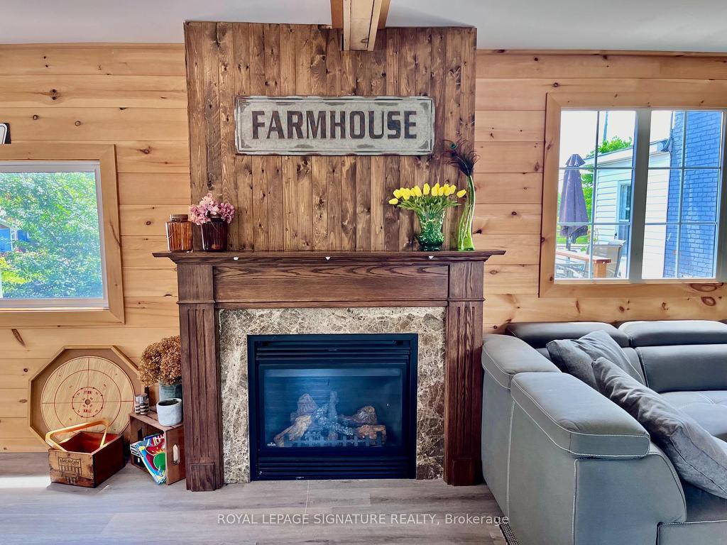 









31


Blue Bay

Lane,
Kawartha Lakes,




ON
K0M 1N0

