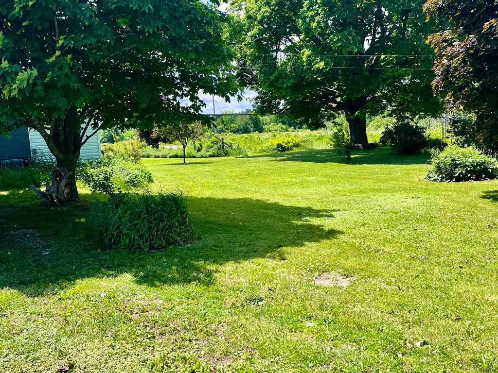 









31


Blue Bay

Lane,
Kawartha Lakes,




ON
K0M 1N0

