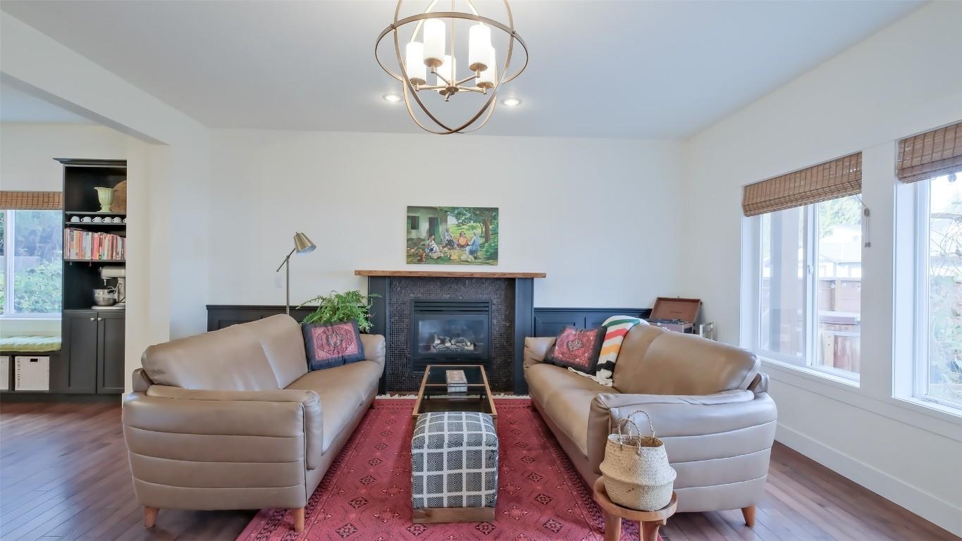 









1818


Bowes

Street,
Kelowna,




BC
V1Y 0B3

