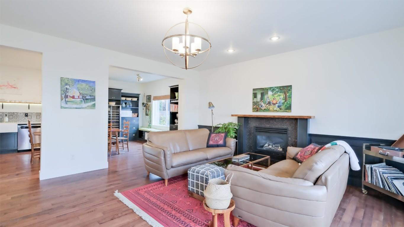 









1818


Bowes

Street,
Kelowna,




BC
V1Y 0B3

