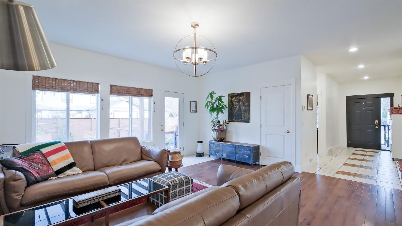









1818


Bowes

Street,
Kelowna,




BC
V1Y 0B3

