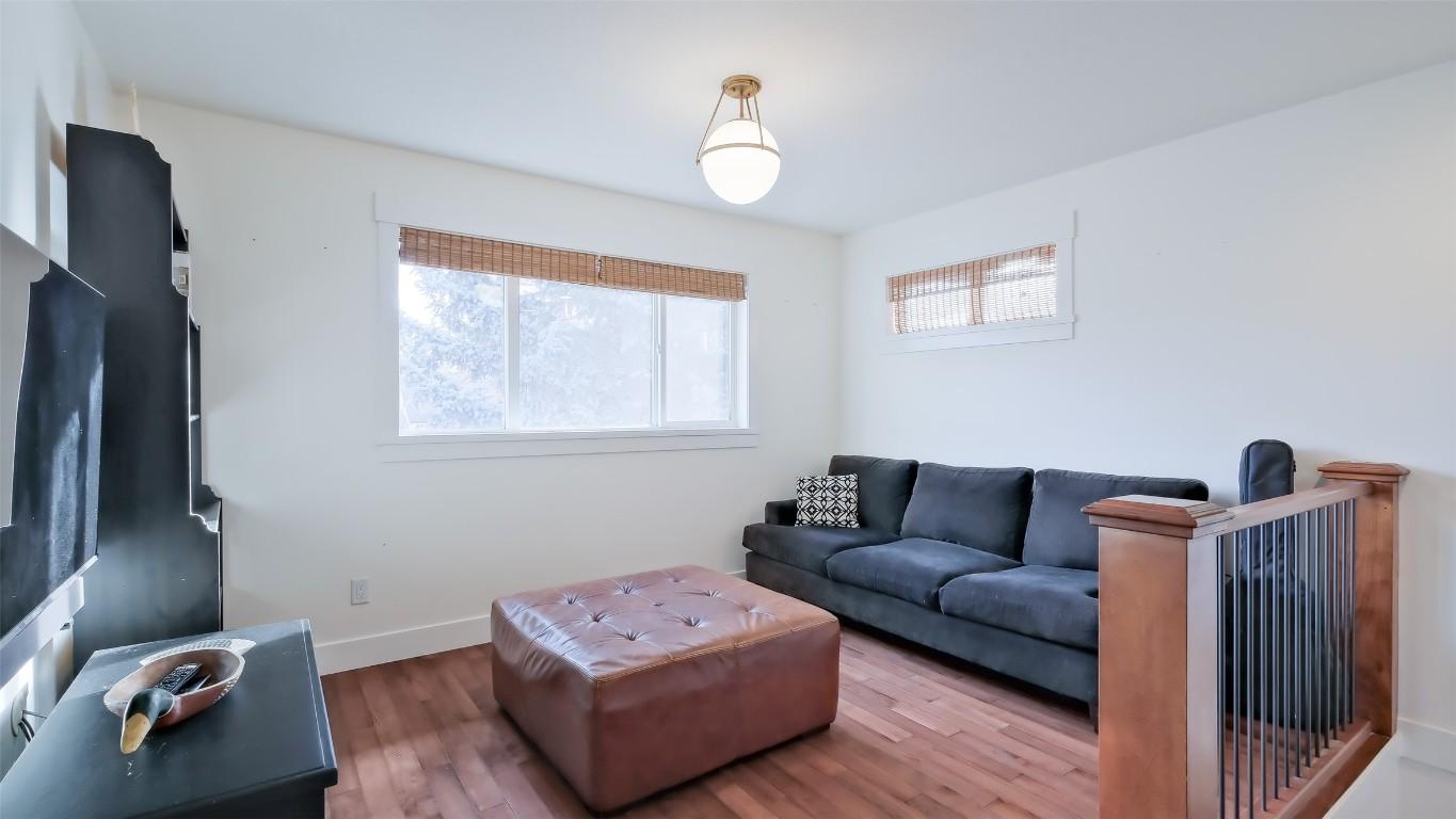 









1818


Bowes

Street,
Kelowna,




BC
V1Y 0B3

