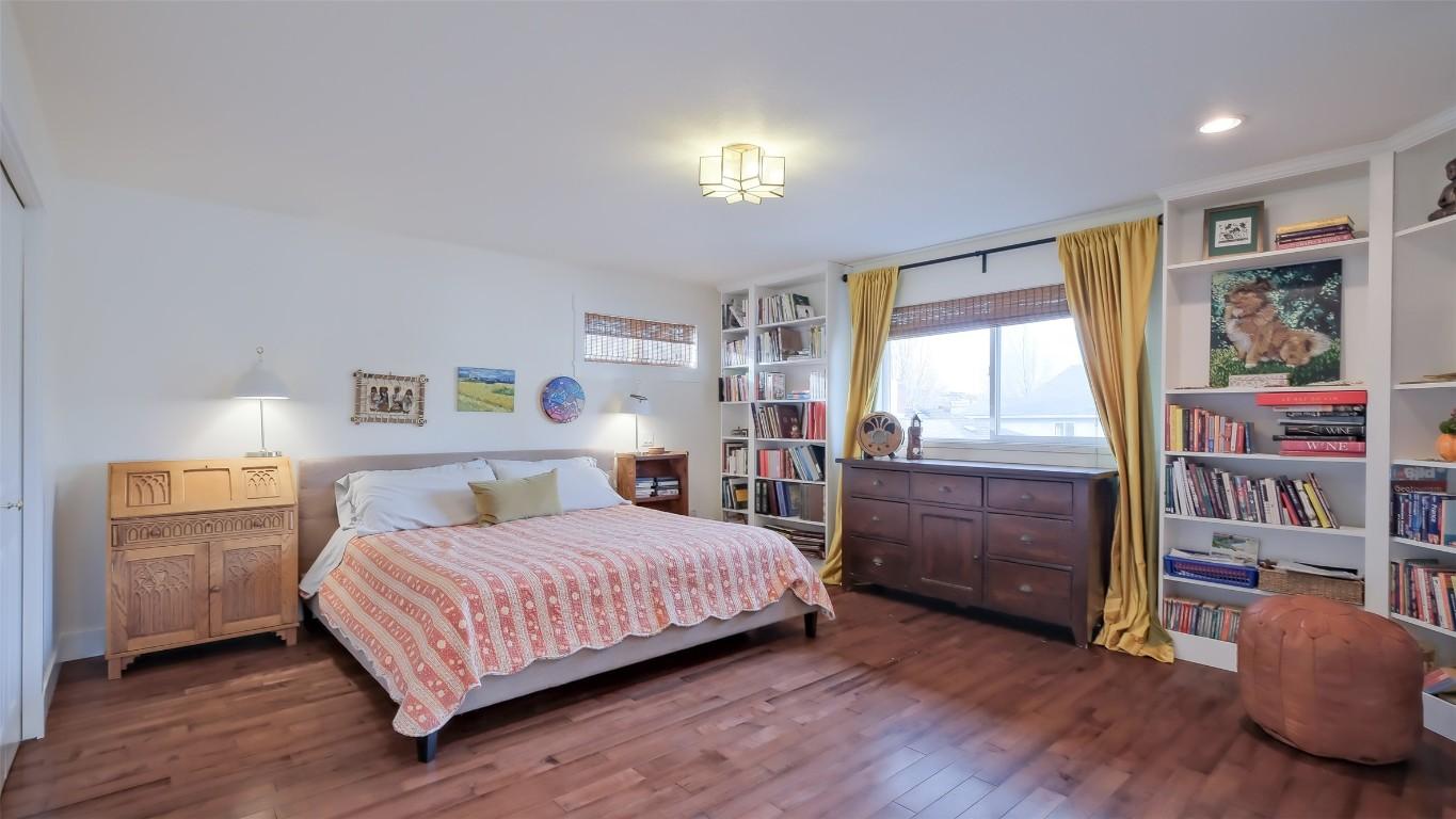 









1818


Bowes

Street,
Kelowna,




BC
V1Y 0B3

