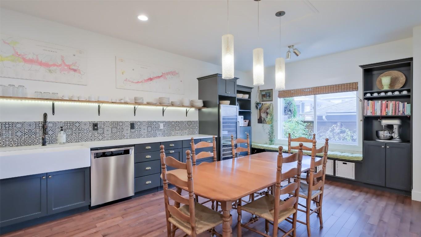 









1818


Bowes

Street,
Kelowna,




BC
V1Y 0B3

