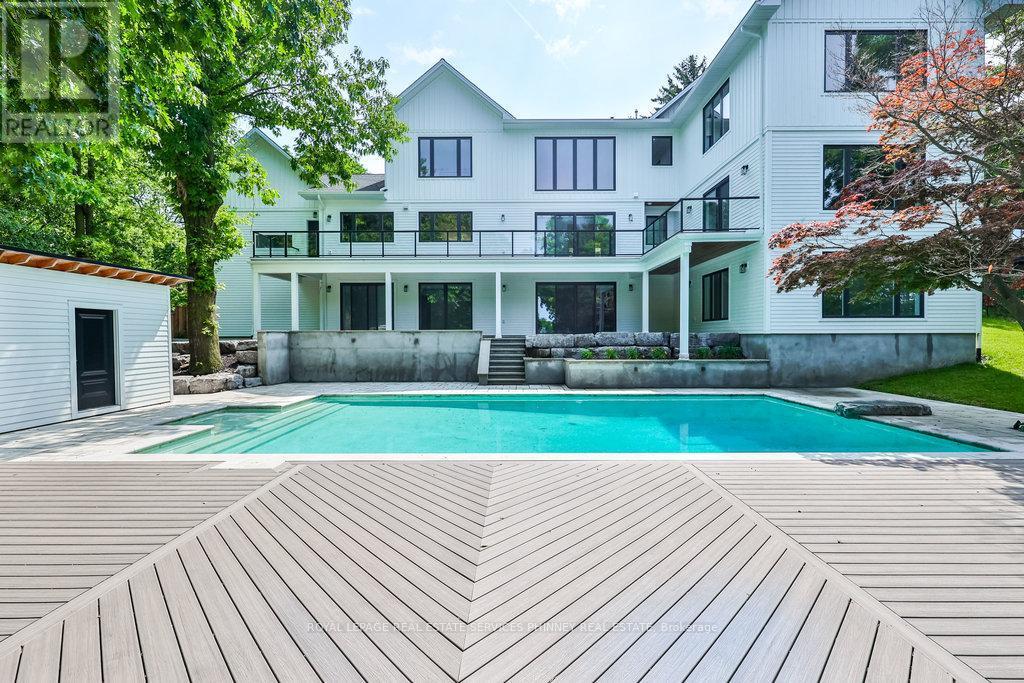 












62 MELROSE DRIVE

,
Niagara-on-the-Lake,




Ontario
L0S1J0

