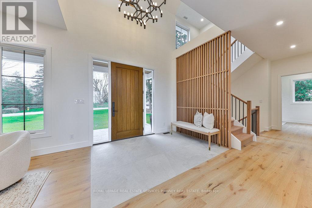 












62 MELROSE DRIVE

,
Niagara-on-the-Lake,




Ontario
L0S1J0

