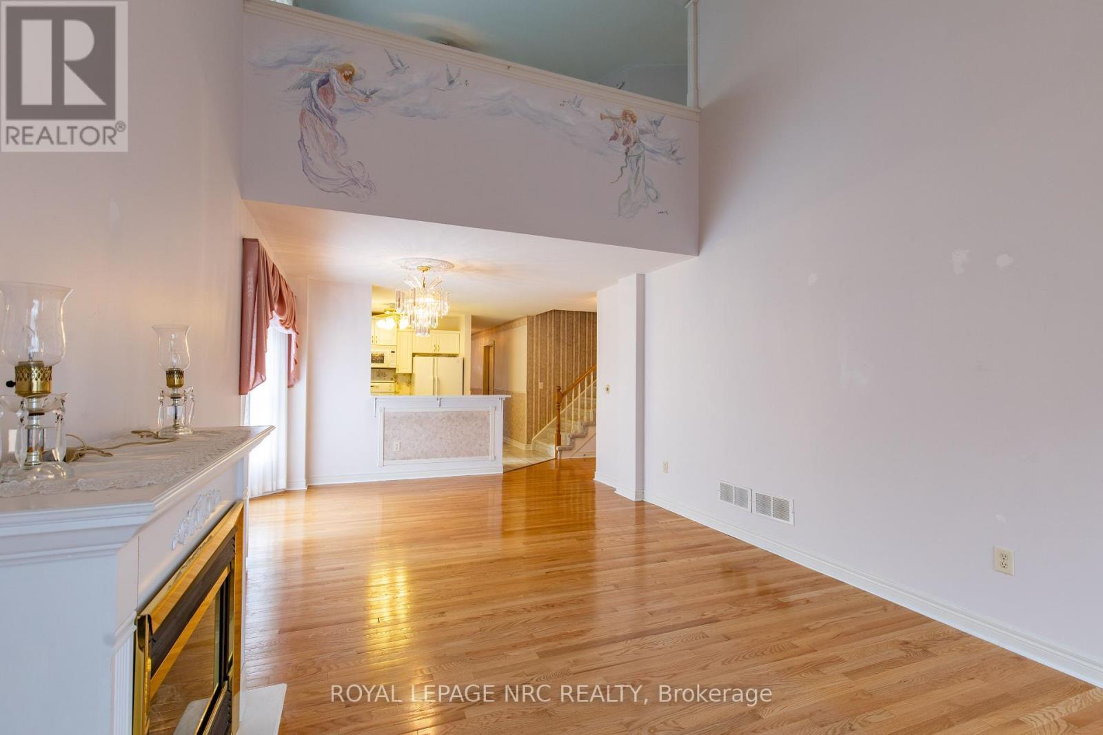 












23 PORTAL DRIVE

,
Port Colborne (Sugarloaf),




Ontario
L3K6G2

