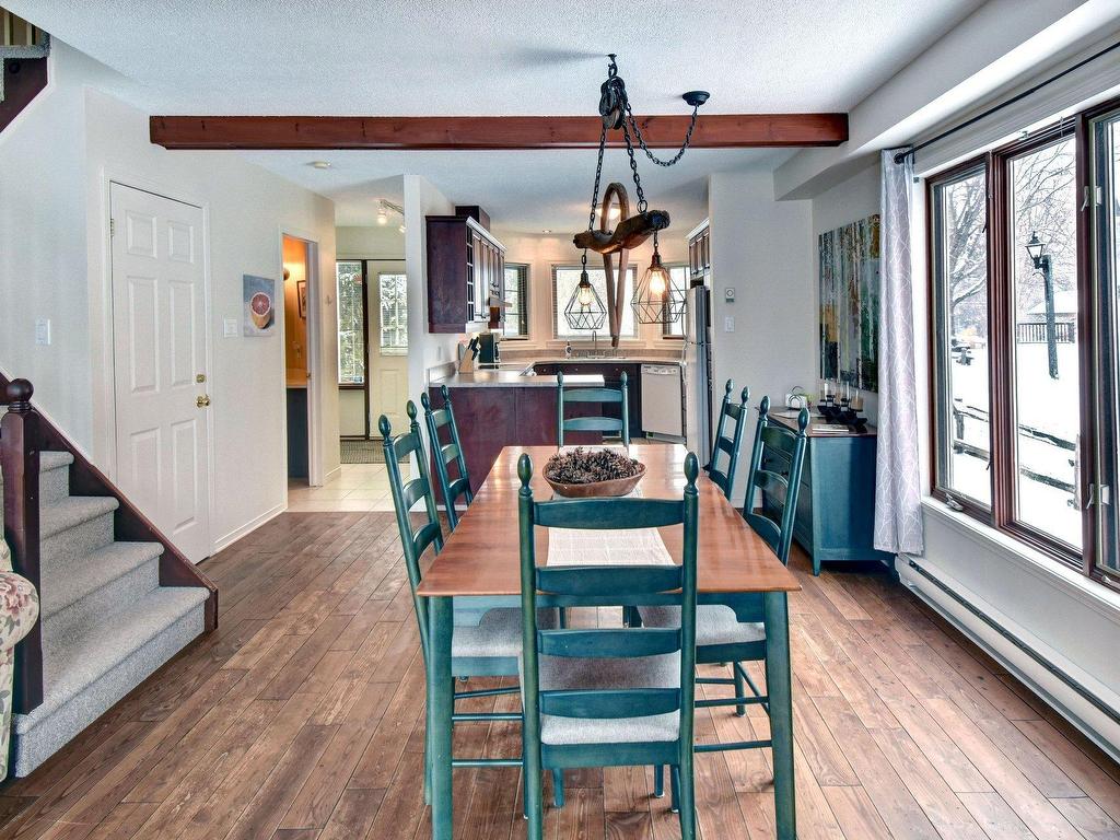 









142


Rue Pinoteau

, 1,
Mont-Tremblant,




QC
J8E3M3

