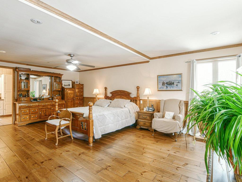 









1159


Ch. Notre-Dame

,
Sainte-Adèle,




QC
J8B1S4

