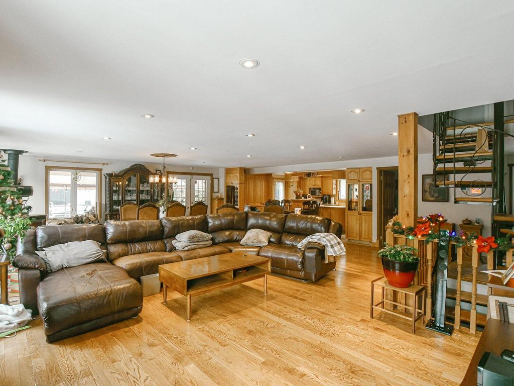 









1159


Ch. Notre-Dame

,
Sainte-Adèle,




QC
J8B1S4

