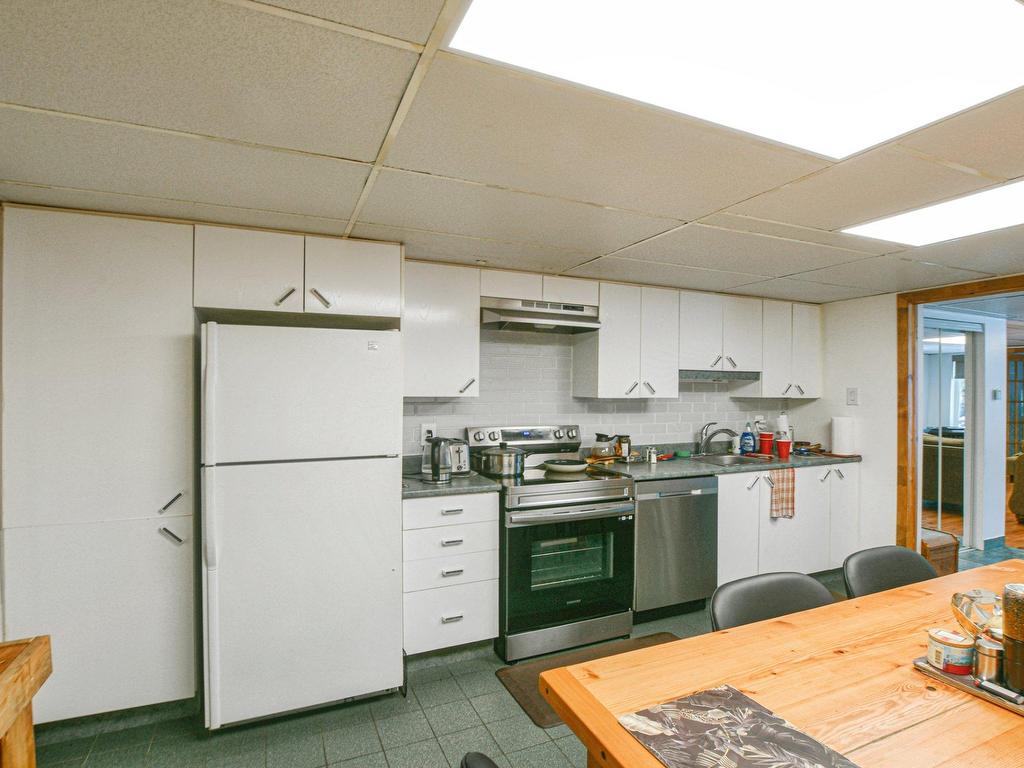 









1159


Ch. Notre-Dame

,
Sainte-Adèle,




QC
J8B1S4

