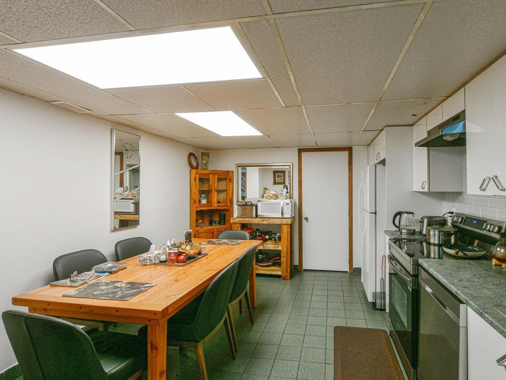 









1159


Ch. Notre-Dame

,
Sainte-Adèle,




QC
J8B1S4

