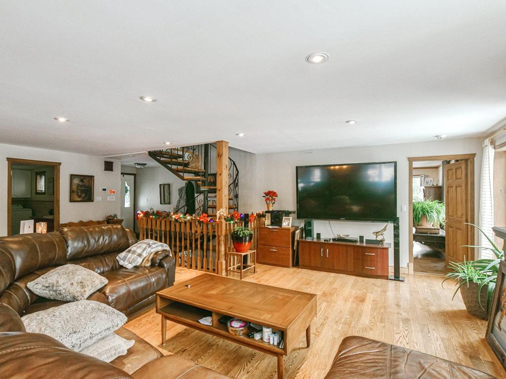 









1159


Ch. Notre-Dame

,
Sainte-Adèle,




QC
J8B1S4

