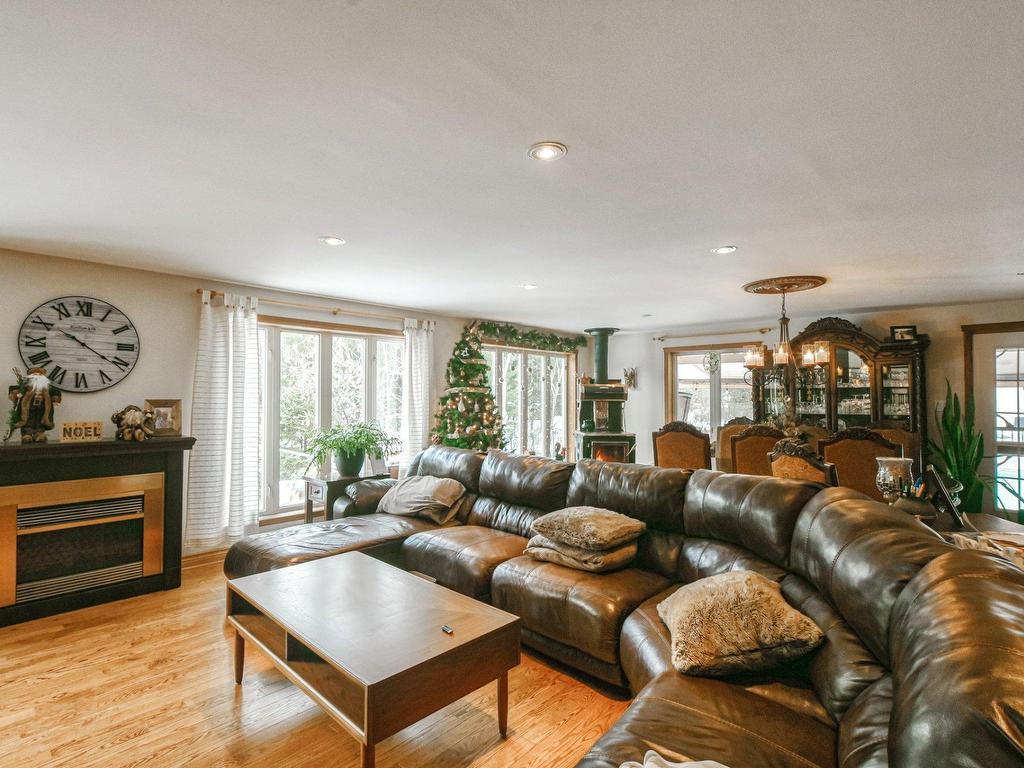 









1159


Ch. Notre-Dame

,
Sainte-Adèle,




QC
J8B1S4


